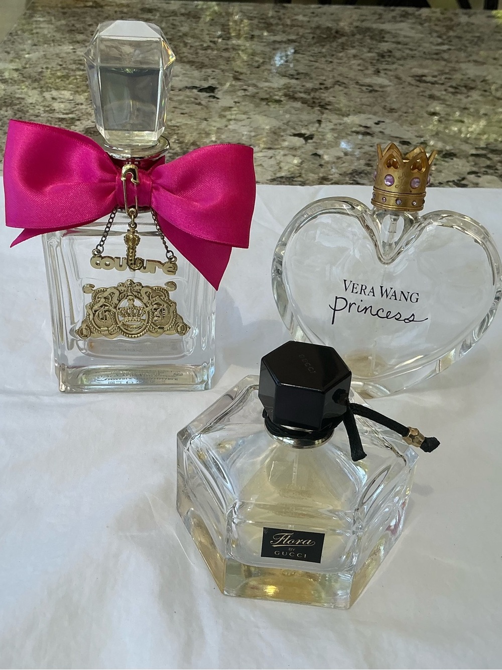 Lot of 3 empty designer perfume bottles/juicy couture/Vera Wang Princess/Gucci